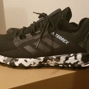ADIDAS Terrex